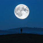découvrez quel signe astrologique recevra enfin la nouvelle tant attendue lors de la pleine lune et ce que cela signifie pour son avenir.